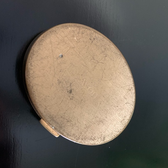Vintage Signed Avon Metal Makeup Powder Compact With Mirror - Picture 3 of 9